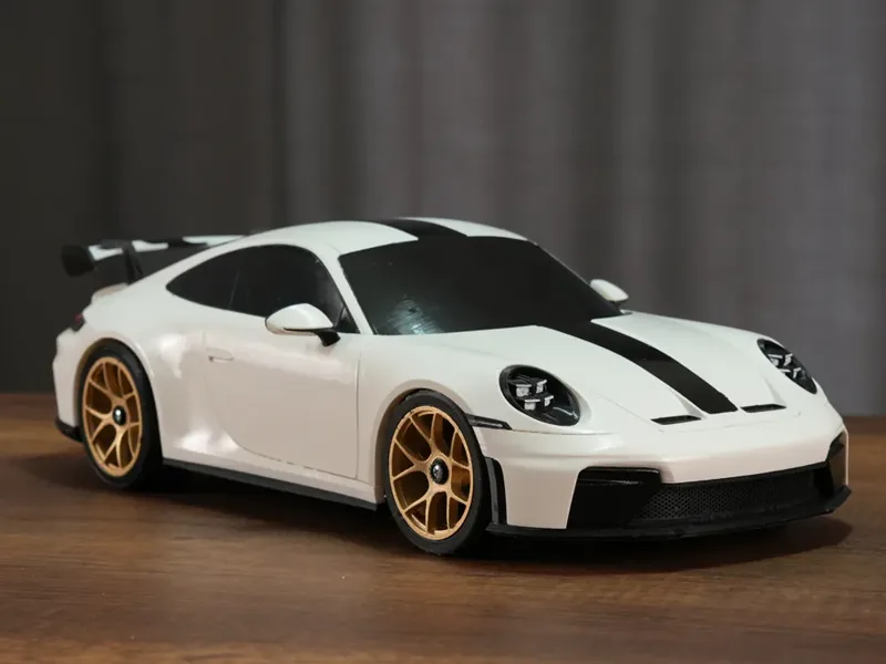 Miniatura impressa em 3D do Porsche 911 GT3